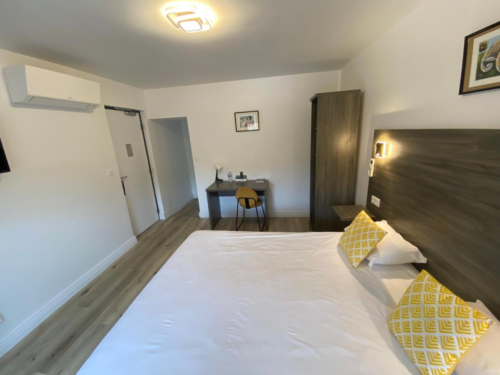 Relais Du Lac Villegusien-le-Lac ภายนอก รูปภาพ