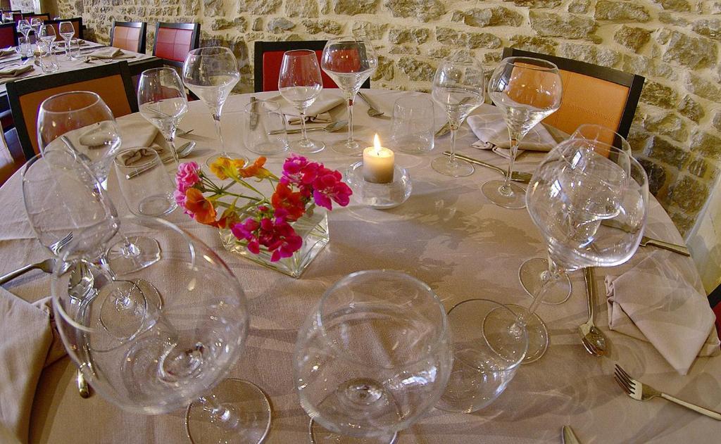 Relais Du Lac Villegusien-le-Lac ภายนอก รูปภาพ